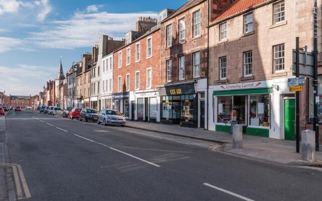 Dunbar High Street One Bedroom Apartment