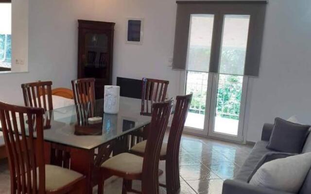 Faraggi House
