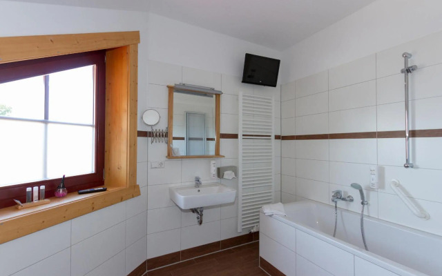 Hotel & Restaurant Wilder Eber