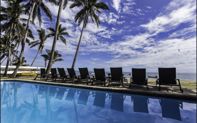 Travellers Beach Resort