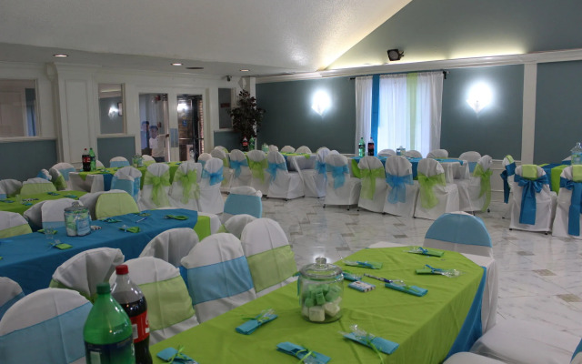 Rite4us Inn & Suites