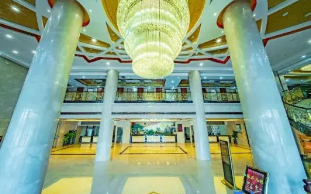 He Huang Pearl Hotel