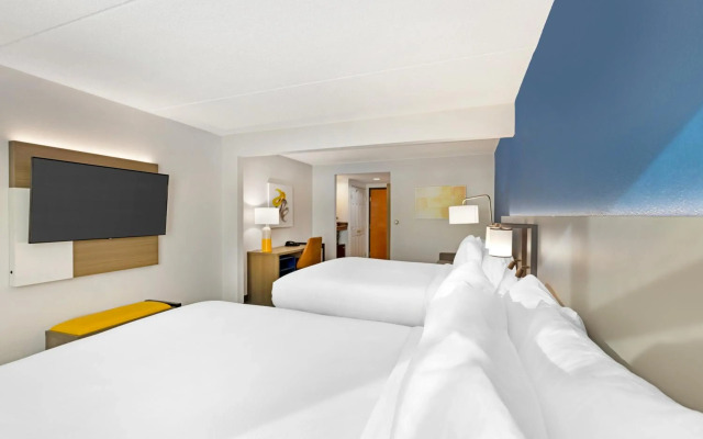 Comfort Inn & Suites Arlington Heights