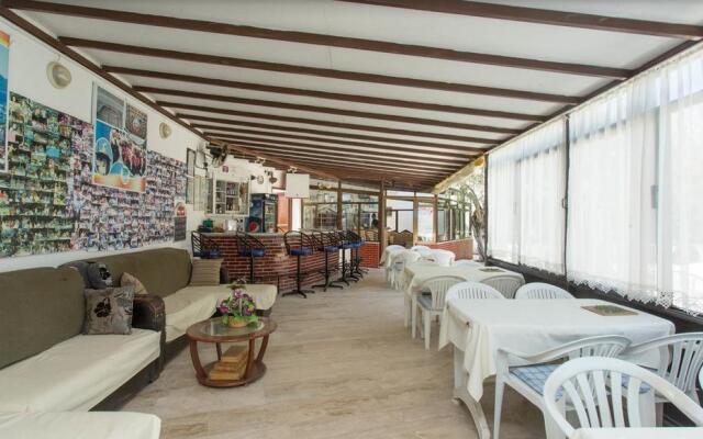 Ali Baba Hotel