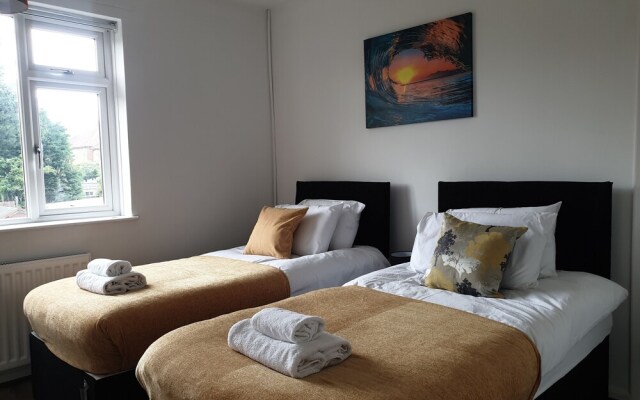 Remarkable 3-bed House in Ipswich
