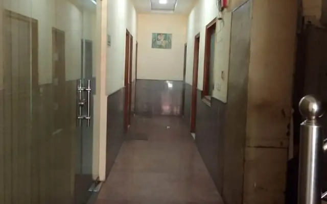 Hotel Royal Residency - New Delhi Railway Station