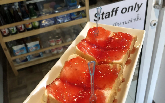 Sandee Place Mountain View Chomthong