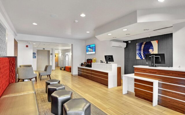 Executive Residency by Best Western Navigator Inn & Suites