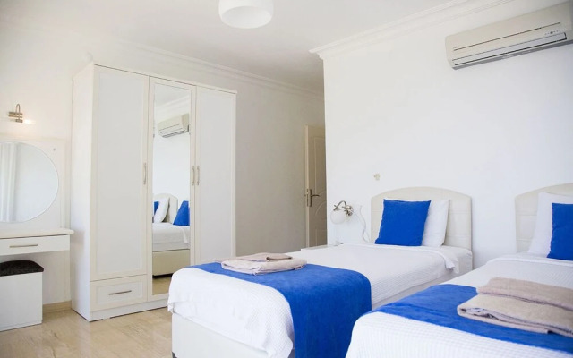 Villa Alkin by Akdenizvillam