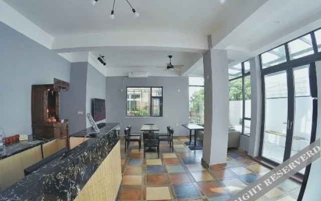 Xiehou Renjia Inn