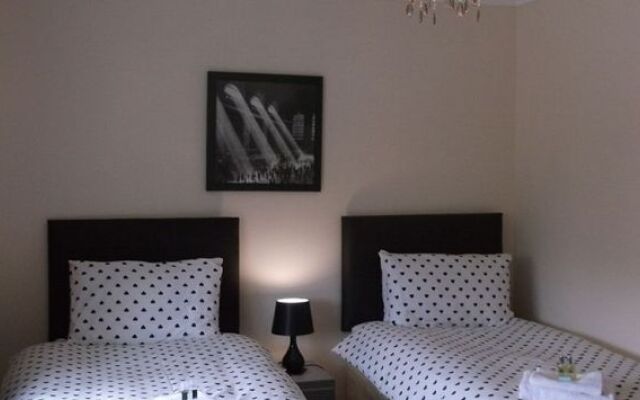 Thistledo House Bed & Breakfast