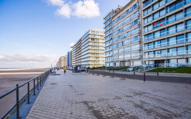Studio in Belgium Near Seafront & Tram Stop