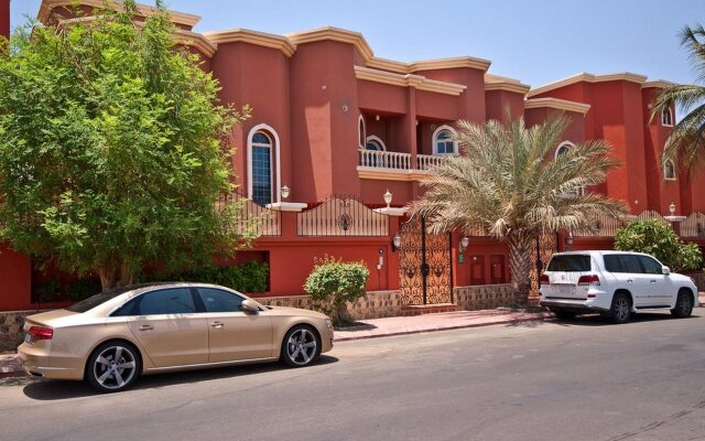 Royal In Villas