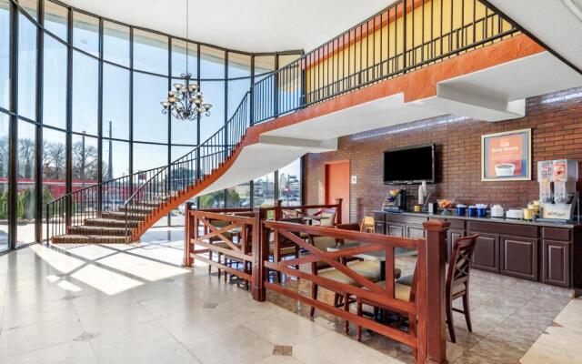 Rose City Inn & Suites