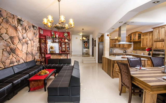 The Pearl of the Golan - Pnina BaGolan