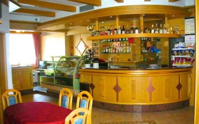 Hotel Garni Fiordaliso