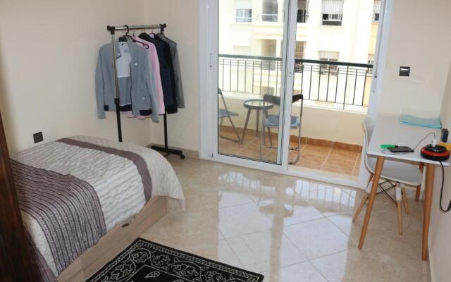 Super Appartement bien équipé à Tanger