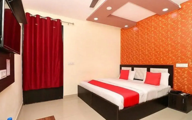 Hotel Omni By OYO Rooms
