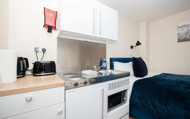 Modern Studio Apartments in Castle St