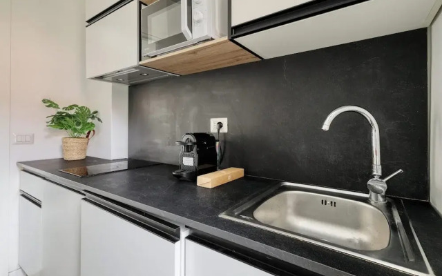 JOIVY Modern Studio for 3