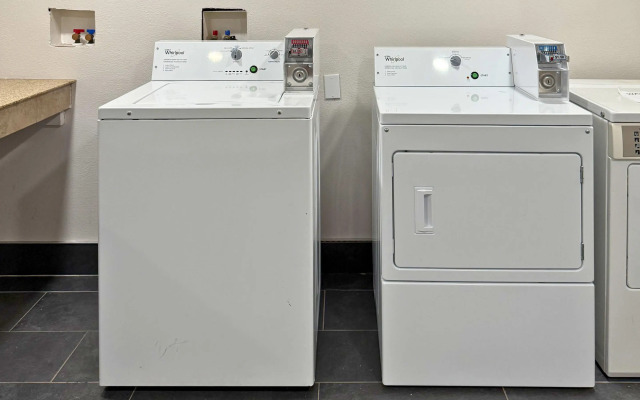 Comfort Inn Falls Church - Tysons Corner