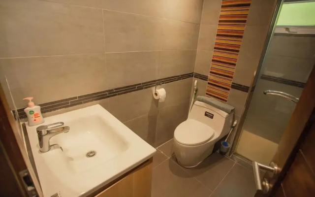 Nee Pool Villa
