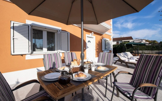 Pool Villa Relax