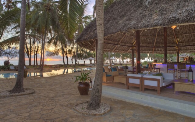 Bluebay Beach Resort & Spa