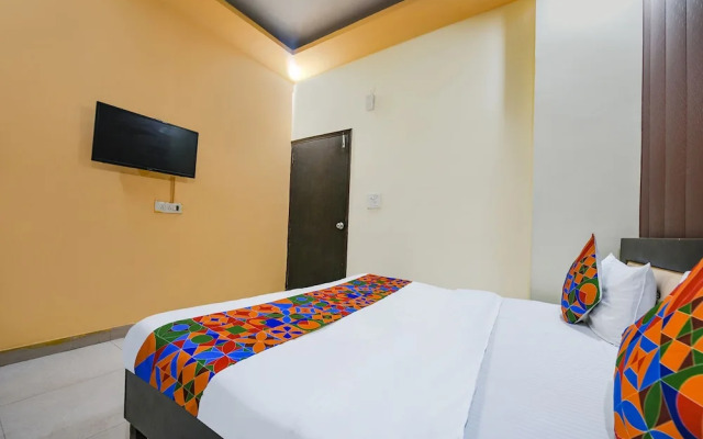 Fabhotel Lake View I