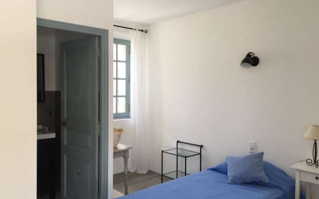 Luxurious Villa in Roussillon With Private Swimming Pool