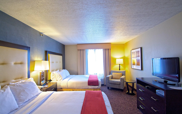 Holiday Inn Express & Suites Ogden by IHG