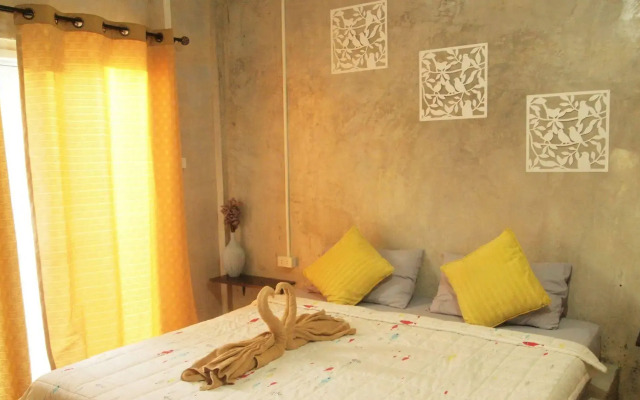 Maesai Holic Lodge