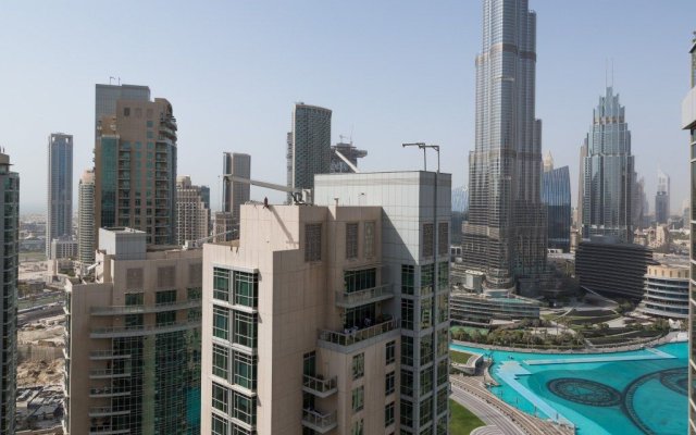 2 Bedroom Flat On 31St Floor, Burj Khalifa View!