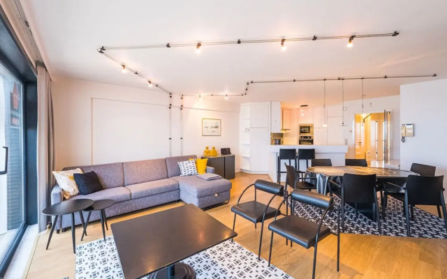 Apartment With a Nice Terrace