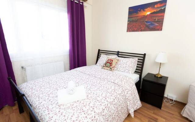 Aladdin's Hostel