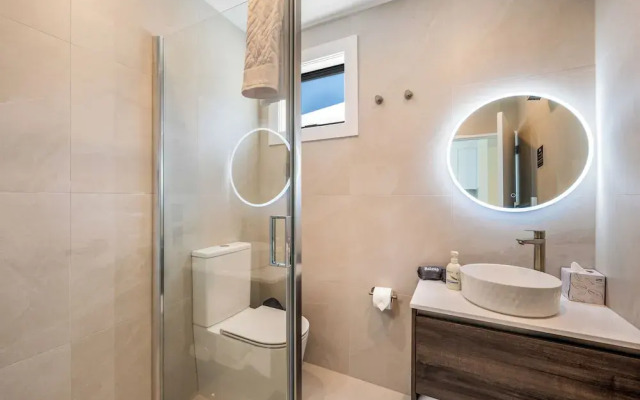Luxe Suites and Apartments