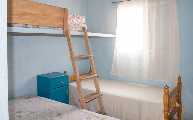 P004 Casa c 3 Dorm. Apenas 150m da Praia