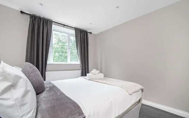 Elegant Retreat 1bed Near Central London