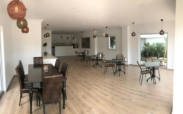 Dekatria Rooms & Aparts