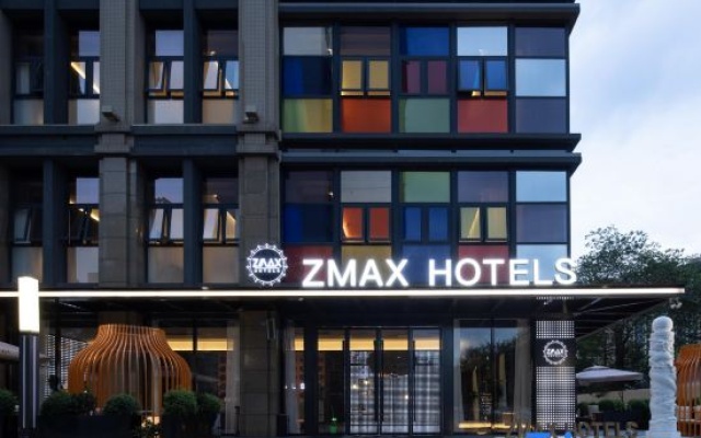 ZMAX Manxi Hotel Chengdu East Railway Station Vientiane City Branch – Exterior – Chengdu