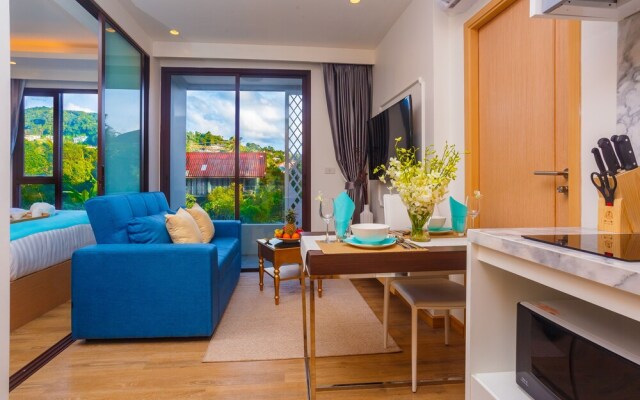 Aristo 2 Beach Front - by Holy Cow 318