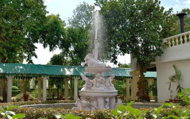 Camellia Hotel, Santiniketan
