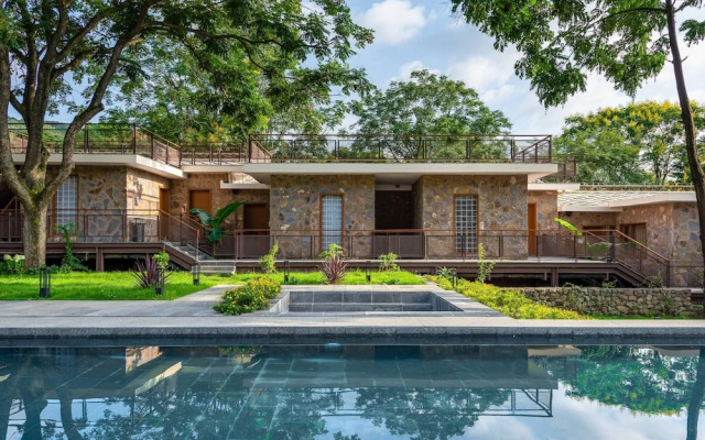 Yaojia Waterfall Village Resort