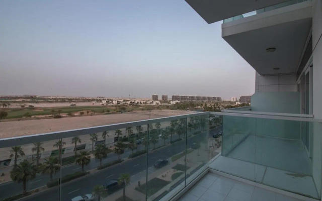 Premium Studio with Beautiful Golf Course View