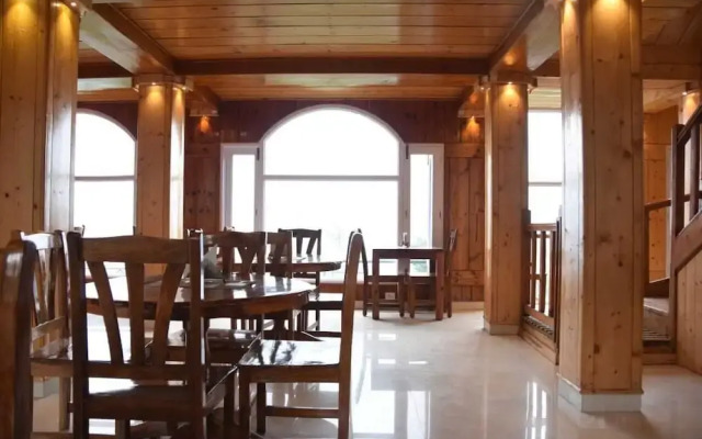 Hotel Savi Shallidrishya