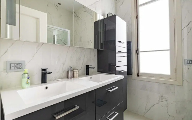 Superb 68m2 Flat With 80m2 Terrace - 2ch/4p