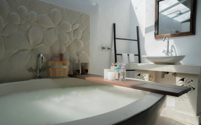 Dhevan Dara Resort & Spa