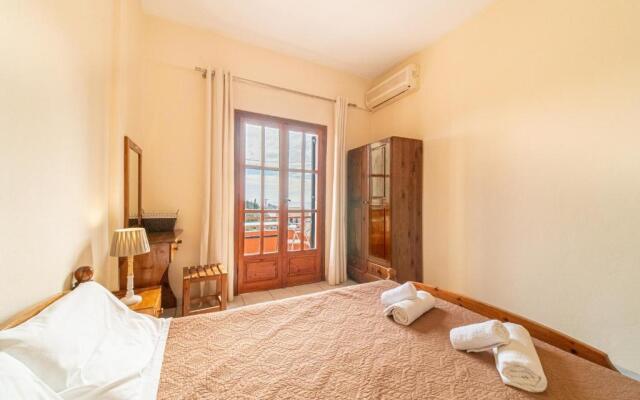 Arianna apartment 11