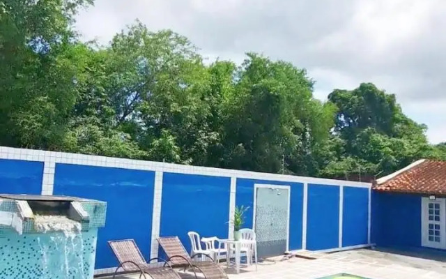 Tutts Cabana Hostel