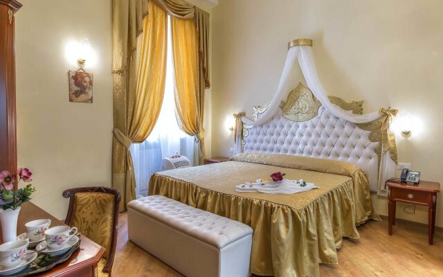 Trevi Rome Suite